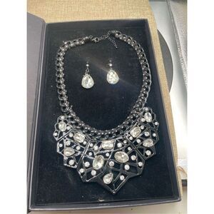 New Jewelry Set Stylish crystal gems statement bib necklace, clear gems Necklace